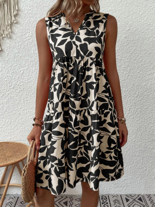 Floral Print Sleeveless Dress with V Neck and Pleated Skirt Midi Dresses MyDresses Black 8 | S 