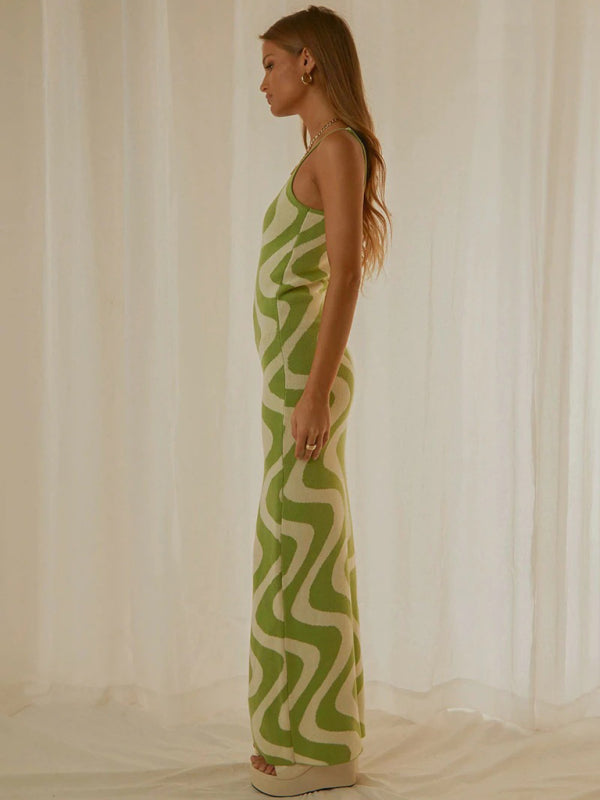 Geometric Print Slim-Fit Maxi Dress with Scoop Neckline Maxi Dresses MyDresses 